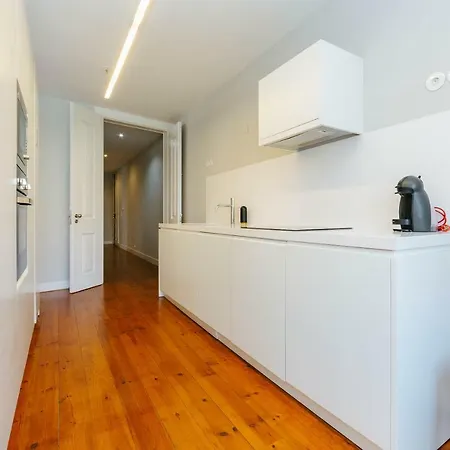 Misha's Modernistic & Spacious Apt @ Bairro Alto Apartment Lisbon